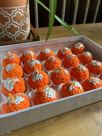 Light & Glow Nepal - Motichoor Ladoo Scented Candle (Pack of 4) | Festive Dessert-Inspired Candle | Gift Pack | Diwali Special Décor